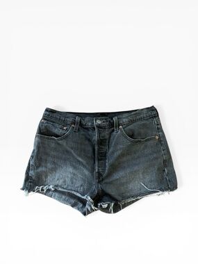 Levi’s 501 Buttonfly Gray Sunwashed Denim Jean Shorts Sz 32